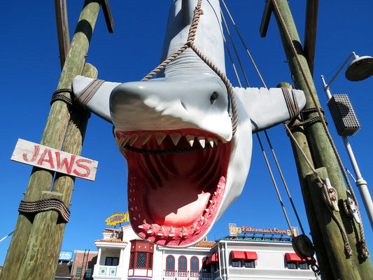 Jaws 50th Anniversary at Universal Orlando – Tribute, Merch & Must-See Moments 🦈